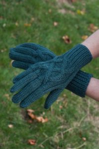 Pure Baby Alpaca Cable Knit Gloves 