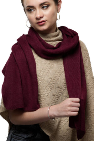 100% Baby Alpaca Supremely Soft Scarf In Wine