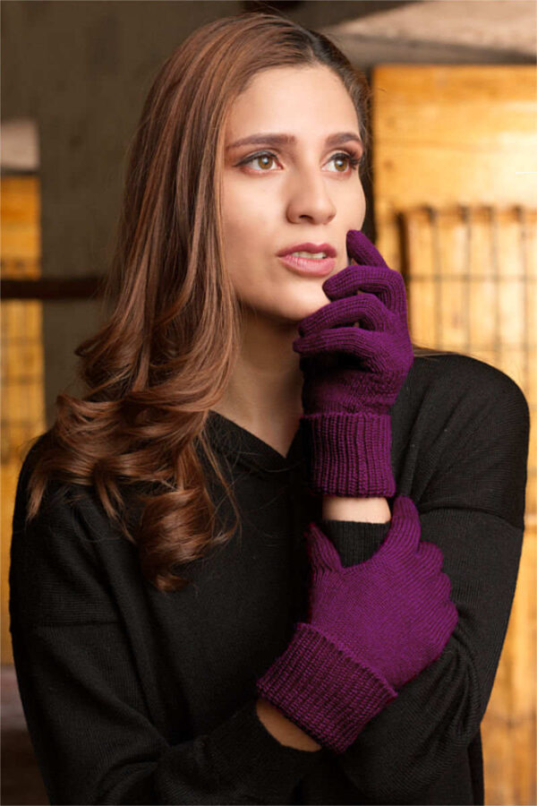 100% Pure Baby Alpaca Gloves in Orchid